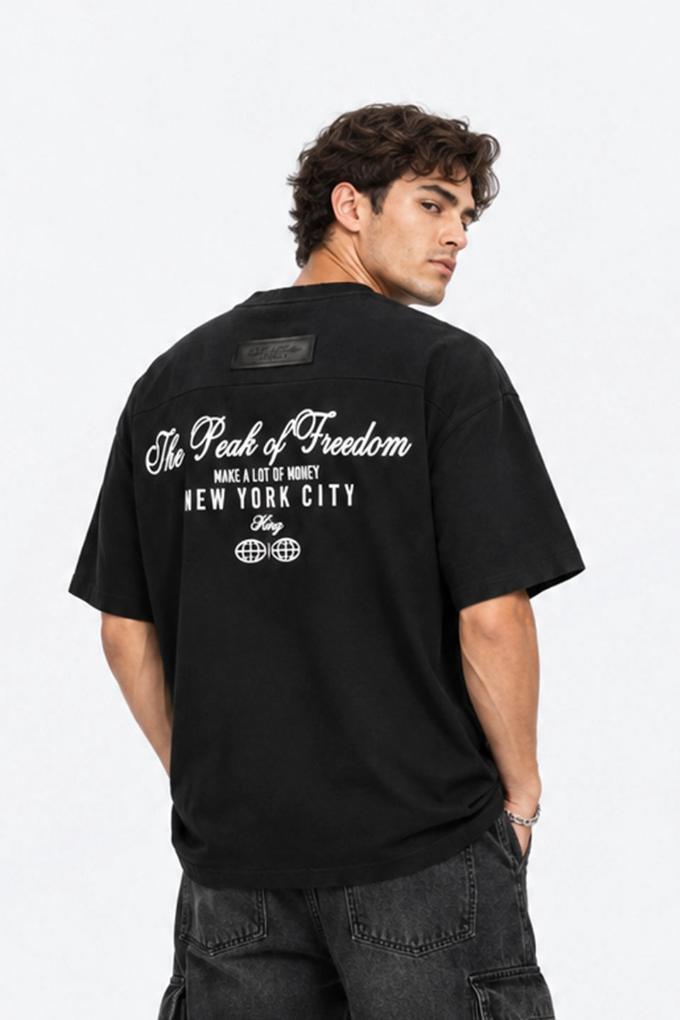 The Peak of Freedom Oversize