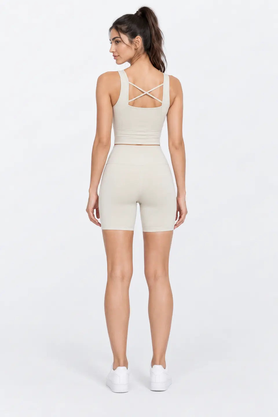 Conjunto deportivo tirantes