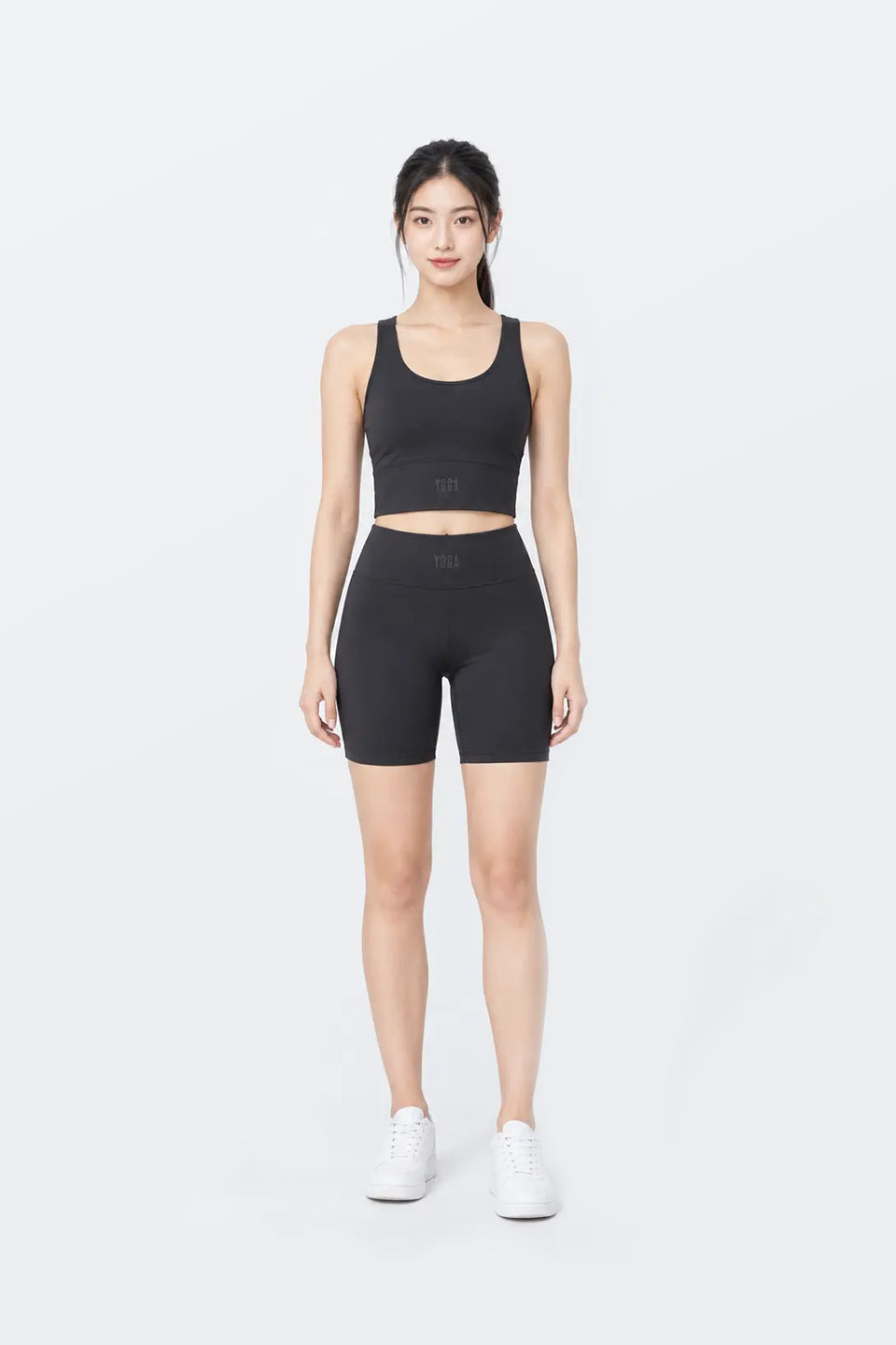 Conjunto deportivo tirantes
